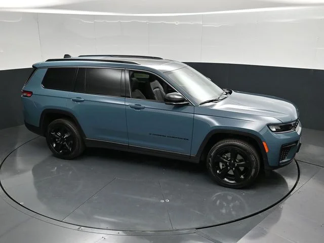 Nuevos JEEP GRAND CHEROKEE L à Estados chez autogozo
