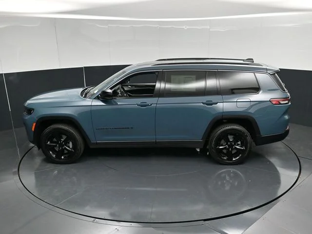 Nuevos JEEP GRAND CHEROKEE L à Estados chez autogozo