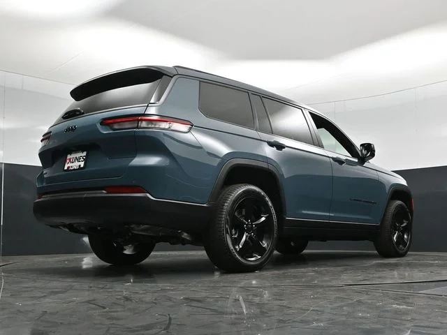 Nuevos JEEP GRAND CHEROKEE L à Estados chez autogozo