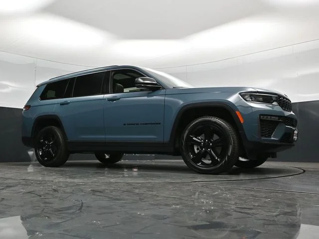 Nuevos JEEP GRAND CHEROKEE L à Estados chez autogozo