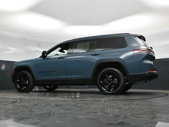 Nuevos JEEP GRAND CHEROKEE L à Estados chez autogozo