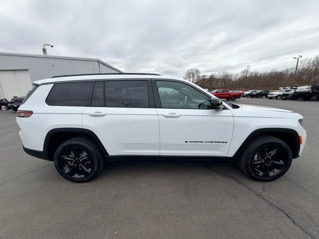 Nuevos JEEP GRAND CHEROKEE L à Estados chez autogozo