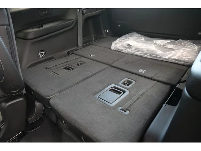 Nuevos JEEP GRAND CHEROKEE L à Estados chez autogozo