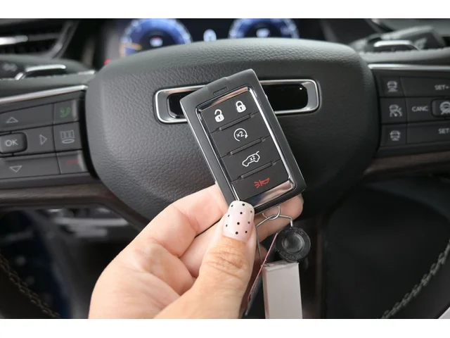 Nuevos JEEP GRAND CHEROKEE L à Estados chez autogozo