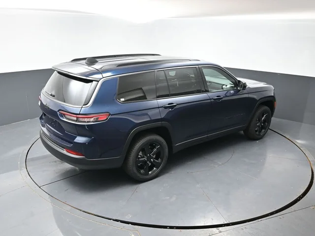 Nuevos JEEP GRAND CHEROKEE L à Estados chez autogozo