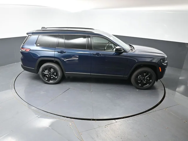 Nuevos JEEP GRAND CHEROKEE L à Estados chez autogozo