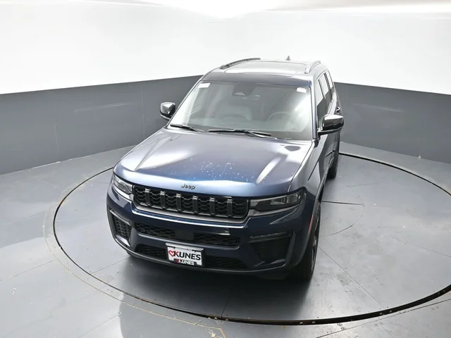 Nuevos JEEP GRAND CHEROKEE L à Estados chez autogozo