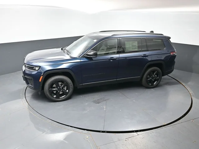 Nuevos JEEP GRAND CHEROKEE L à Estados chez autogozo