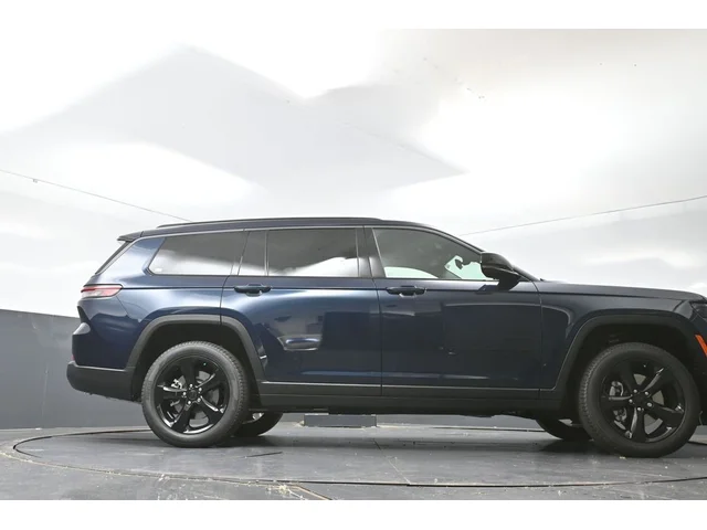 Nuevos JEEP GRAND CHEROKEE L à Estados chez autogozo