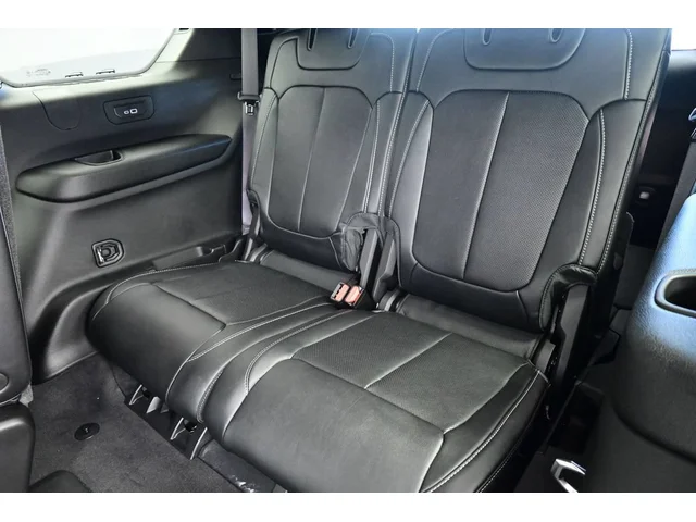 Nuevos JEEP GRAND CHEROKEE L à Estados chez autogozo