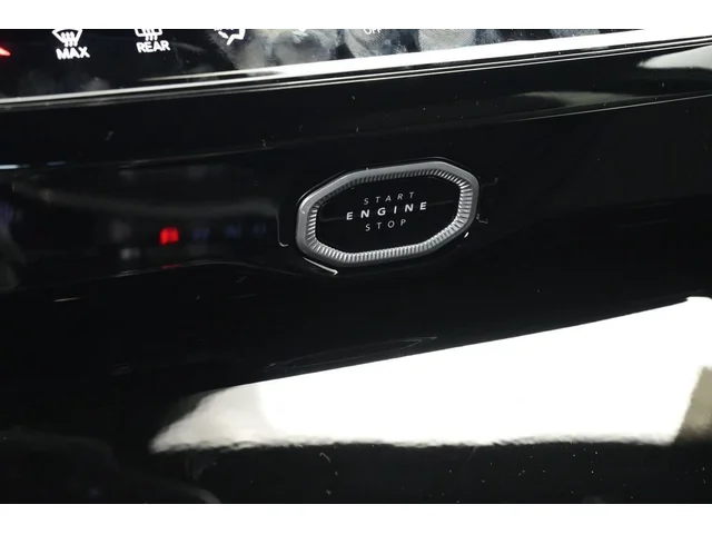 Nuevos JEEP GRAND CHEROKEE L à Estados chez autogozo