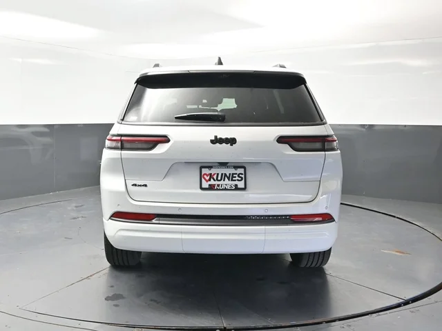 Nuevos JEEP GRAND CHEROKEE L à Estados chez autogozo