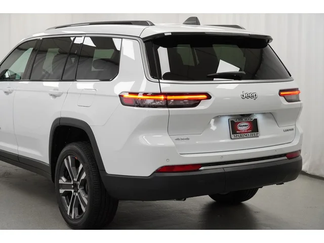 Nuevos JEEP GRAND CHEROKEE L à Estados chez autogozo