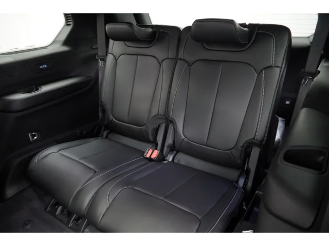 Nuevos JEEP GRAND CHEROKEE L à Estados chez autogozo