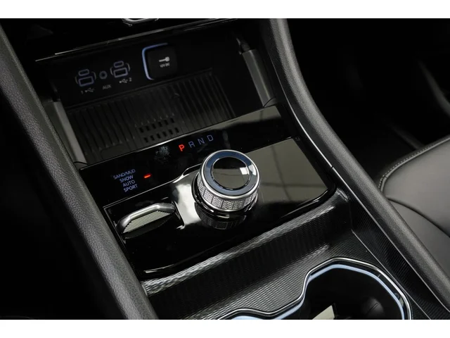 Nuevos JEEP GRAND CHEROKEE L à Estados chez autogozo