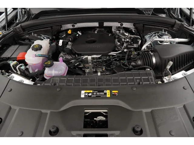 Nuevos JEEP GRAND CHEROKEE L à Estados chez autogozo