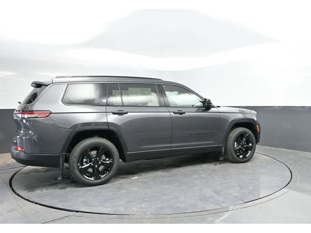 Nuevos JEEP GRAND CHEROKEE L à Estados chez autogozo