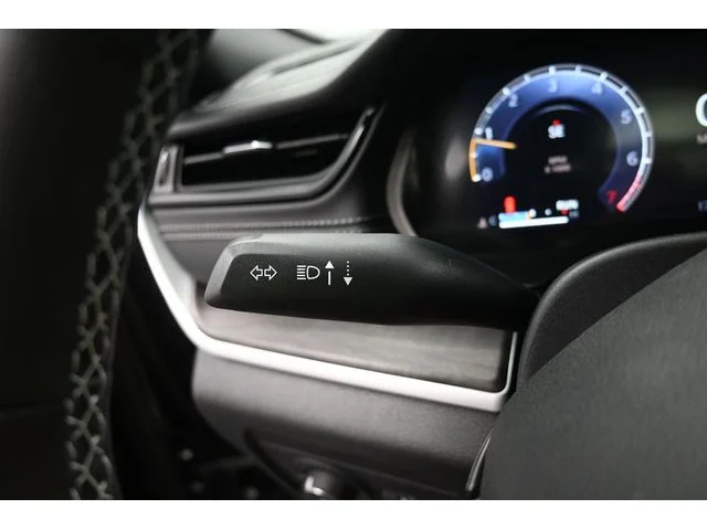 Nuevos JEEP GRAND CHEROKEE L à Estados chez autogozo