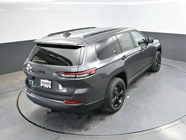 Nuevos JEEP GRAND CHEROKEE L à Estados chez autogozo