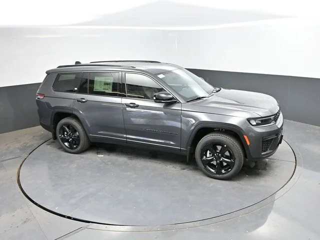 Nuevos JEEP GRAND CHEROKEE L à Estados chez autogozo