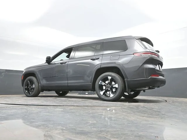 Nuevos JEEP GRAND CHEROKEE L à Estados chez autogozo