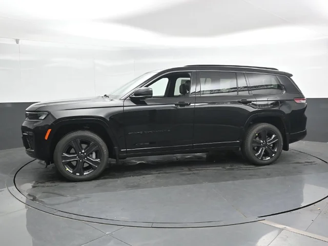 Nuevos JEEP GRAND CHEROKEE L à Estados chez autogozo