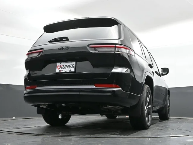 Nuevos JEEP GRAND CHEROKEE L à Estados chez autogozo