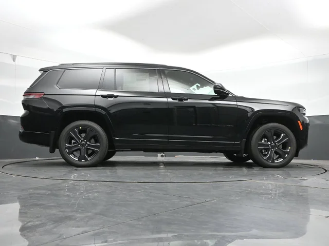 Nuevos JEEP GRAND CHEROKEE L à Estados chez autogozo
