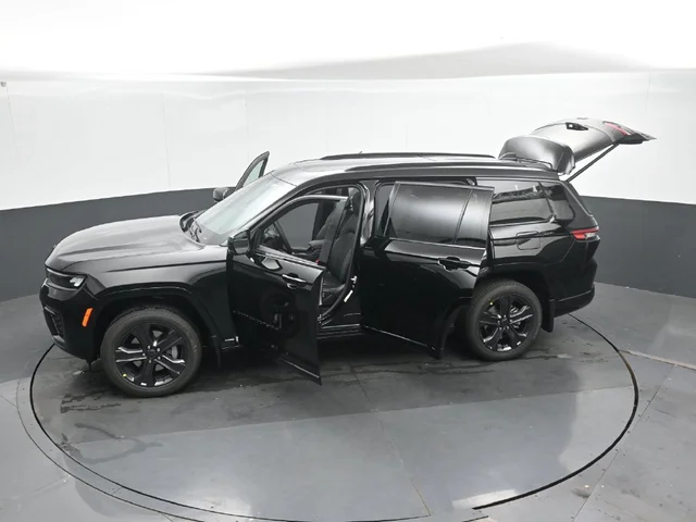Nuevos JEEP GRAND CHEROKEE L à Estados chez autogozo