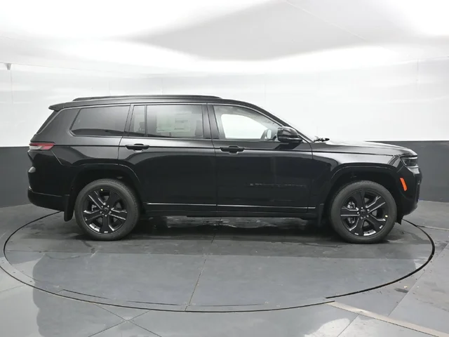 Nuevos JEEP GRAND CHEROKEE L à Estados chez autogozo