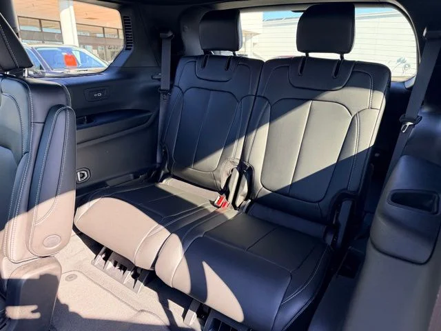 Nuevos JEEP GRAND CHEROKEE L à Estados chez autogozo