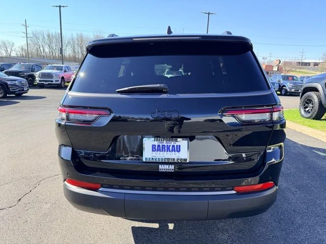 Nuevos JEEP GRAND CHEROKEE L à Estados chez autogozo