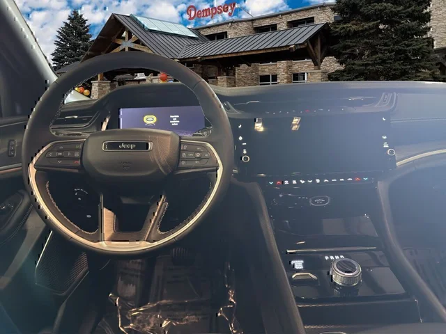 Nuevos JEEP GRAND CHEROKEE L à Estados chez autogozo
