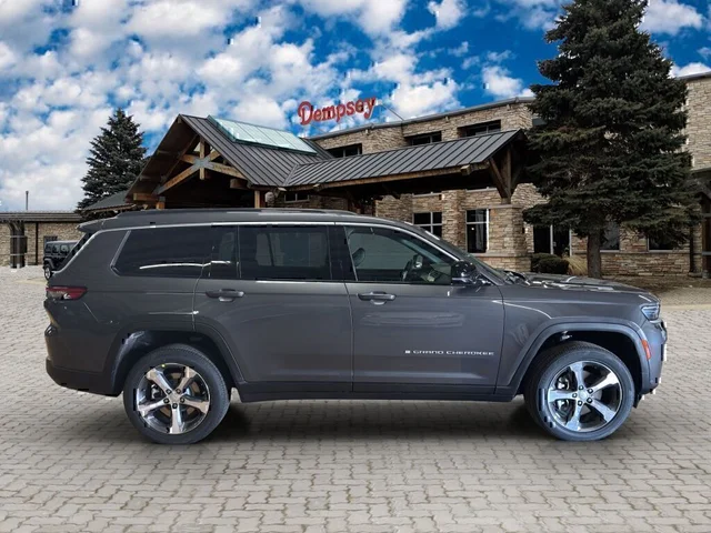 Nuevos JEEP GRAND CHEROKEE L à Estados chez autogozo