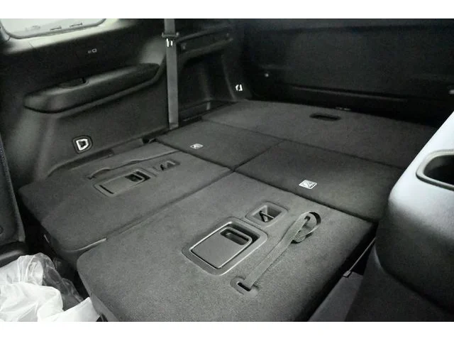 Nuevos JEEP GRAND CHEROKEE L à Estados chez autogozo