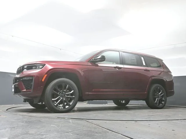 Nuevos JEEP GRAND CHEROKEE L à Estados chez autogozo