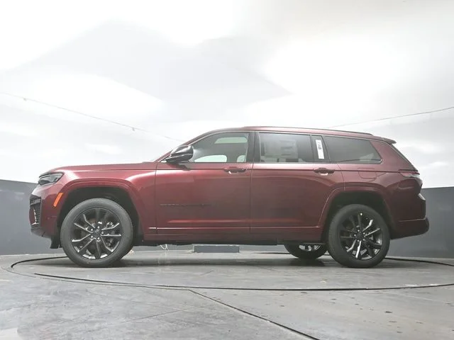 Nuevos JEEP GRAND CHEROKEE L à Estados chez autogozo