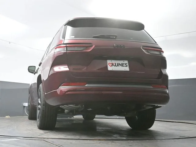 Nuevos JEEP GRAND CHEROKEE L à Estados chez autogozo