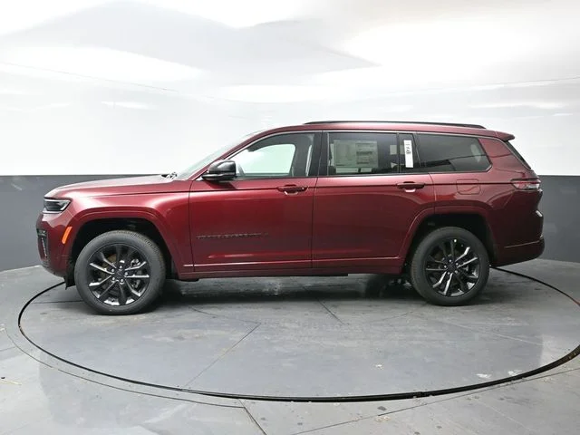 Nuevos JEEP GRAND CHEROKEE L à Estados chez autogozo
