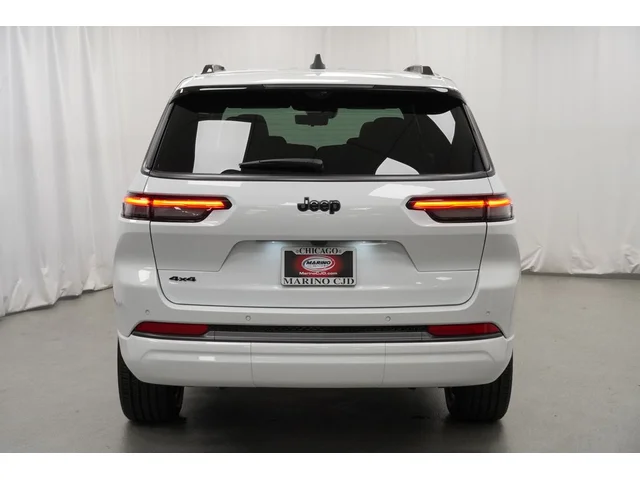 Nuevos JEEP GRAND CHEROKEE L à Estados chez autogozo
