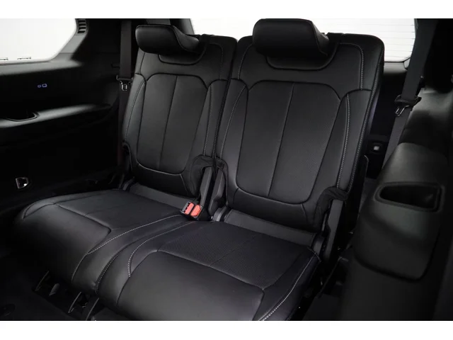 Nuevos JEEP GRAND CHEROKEE L à Estados chez autogozo