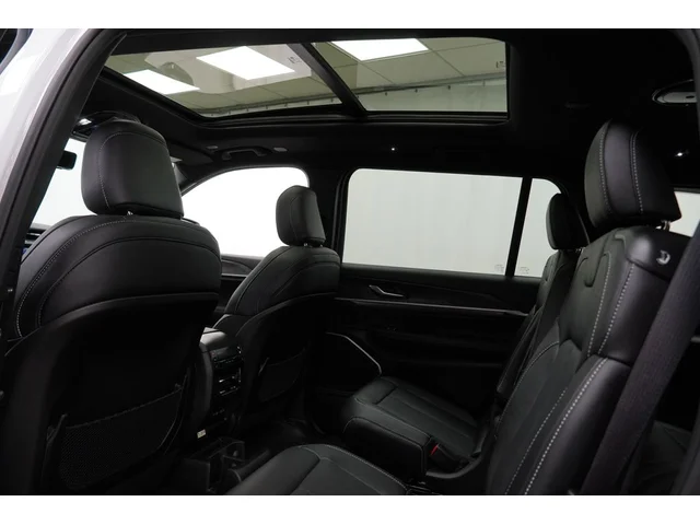 Nuevos JEEP GRAND CHEROKEE L à Estados chez autogozo