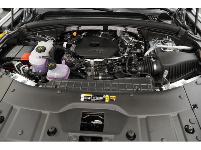 Nuevos JEEP GRAND CHEROKEE L à Estados chez autogozo