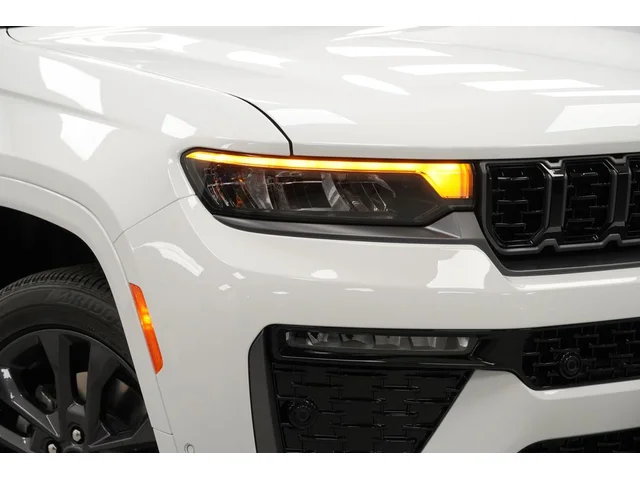 Nuevos JEEP GRAND CHEROKEE L à Estados chez autogozo