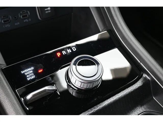 Nuevos JEEP GRAND CHEROKEE L à Estados chez autogozo