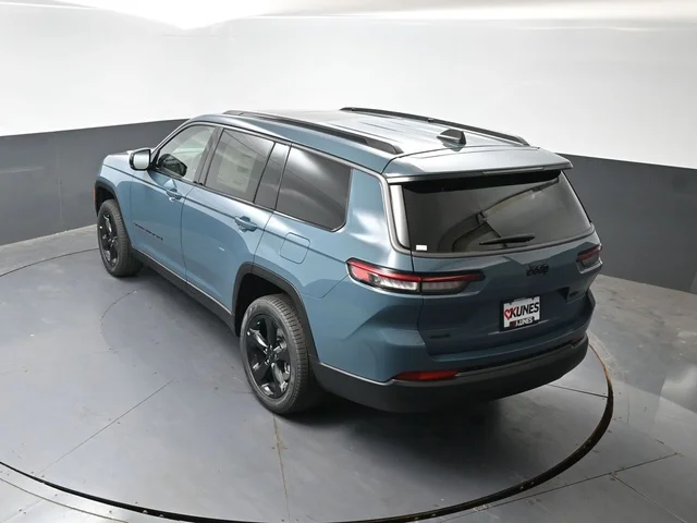 Nuevos JEEP GRAND CHEROKEE L à Estados chez autogozo