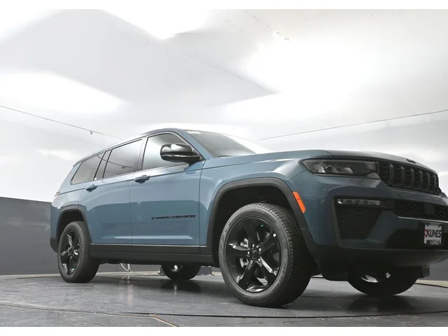 Nuevos JEEP GRAND CHEROKEE L à Estados chez autogozo
