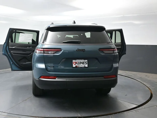 Nuevos JEEP GRAND CHEROKEE L à Estados chez autogozo