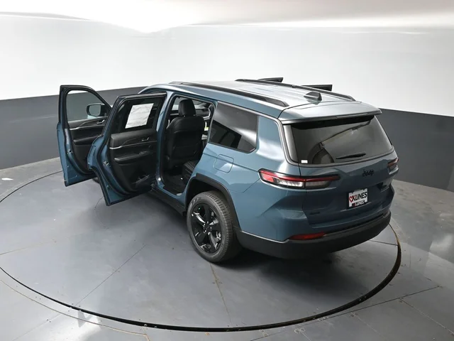 Nuevos JEEP GRAND CHEROKEE L à Estados chez autogozo