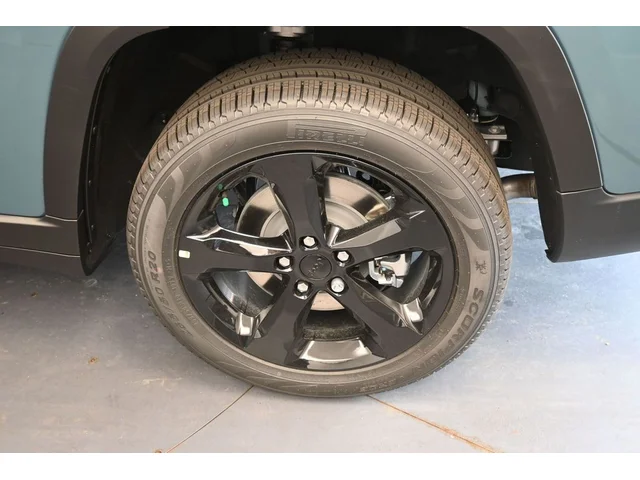 Nuevos JEEP GRAND CHEROKEE L à Estados chez autogozo